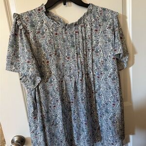 Rose & Olive Blue and White Pleated Blouse 2x NWT